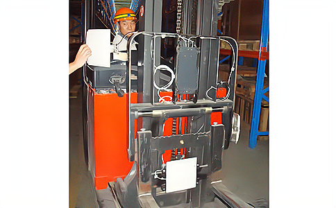 RFID技術應用于智能倉儲叉車改裝 RFID技術應用于智能倉儲叉車改裝