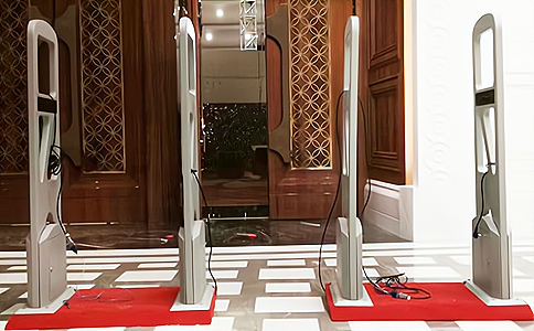 RFID高頻簽到通道用于人大政協(xié)會(huì)議簽到 RFID高頻簽到通道用于人大政協(xié)會(huì)議簽到